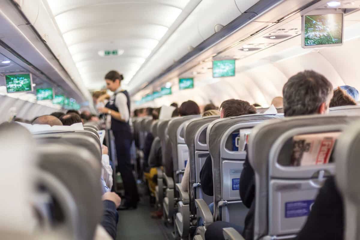 The Best Airlines to Travel If You Have Hearing Loss